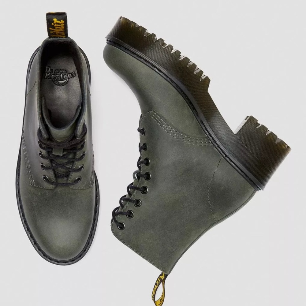 Dr. Martens Shriver Hi Moldova Slate Boots
